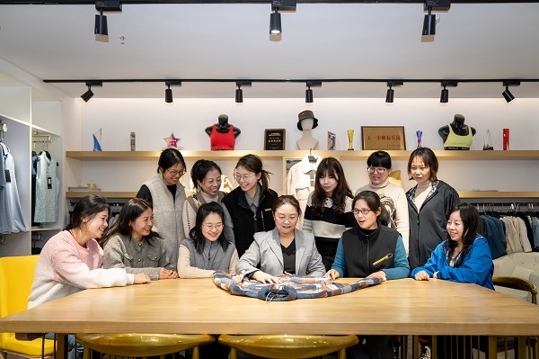 1756795609745998.jpg 3.jpg